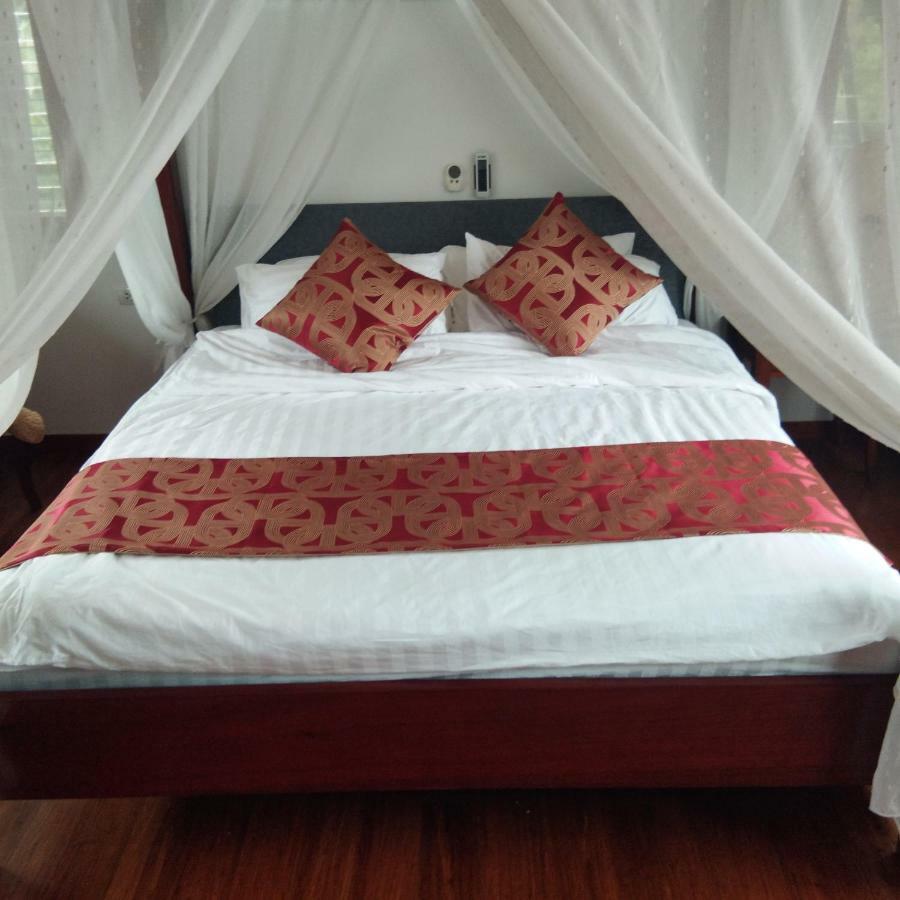 Stunning With Ocean Views And Free Car *